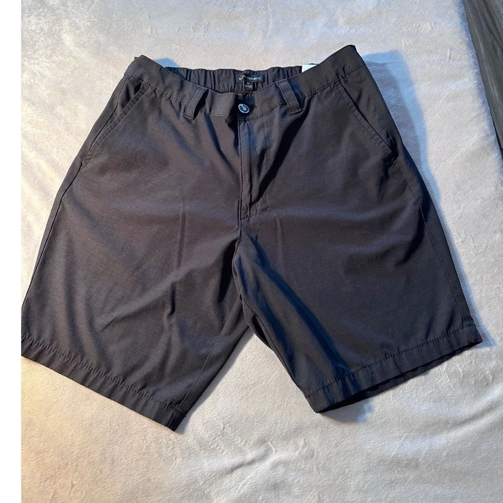 Banana Republic Core Temp Shorts Mens 34 Black Elastic Waist Stretch Chino 9